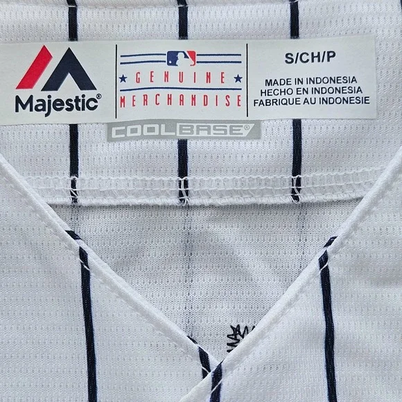 Majestic New York Yankees Miguel Andujar 41 Pinstripe Baseball Jersey Mens Small - Picture 7 of 9